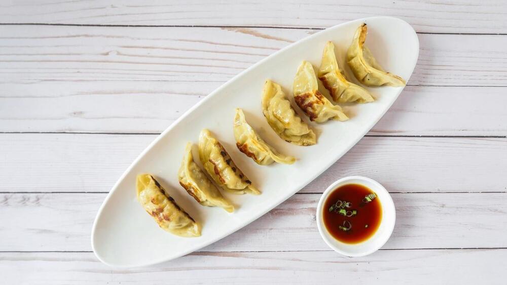 #8. Chicken Dumplings (8 pcs)