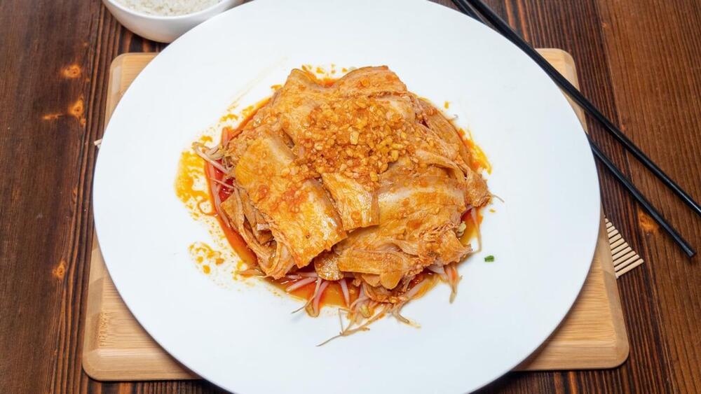 #3 Steamed Bacon with Fresh Minced Garlic in Spicy Sauce